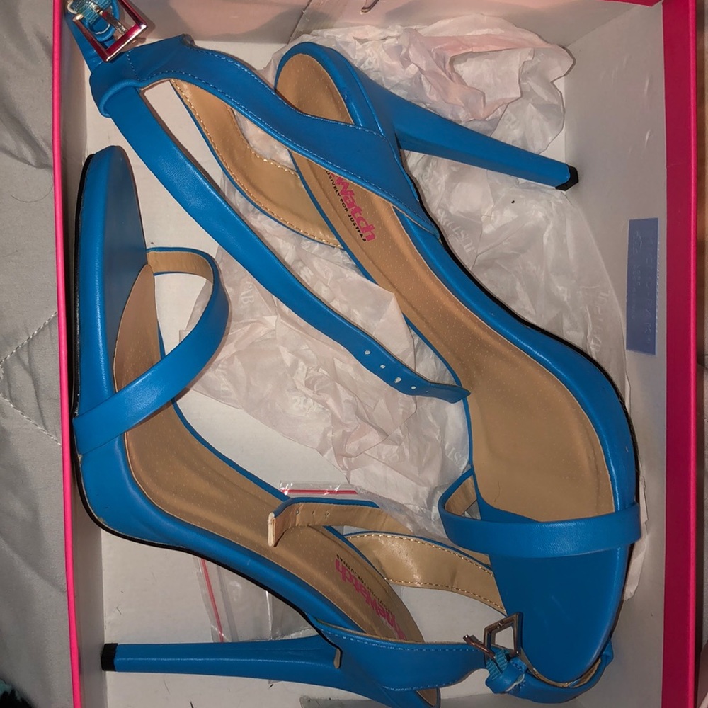 “Verity” heels 👠